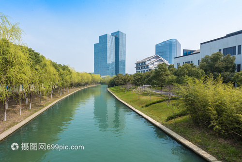 经济运行回升向好 多举措发力扩内需